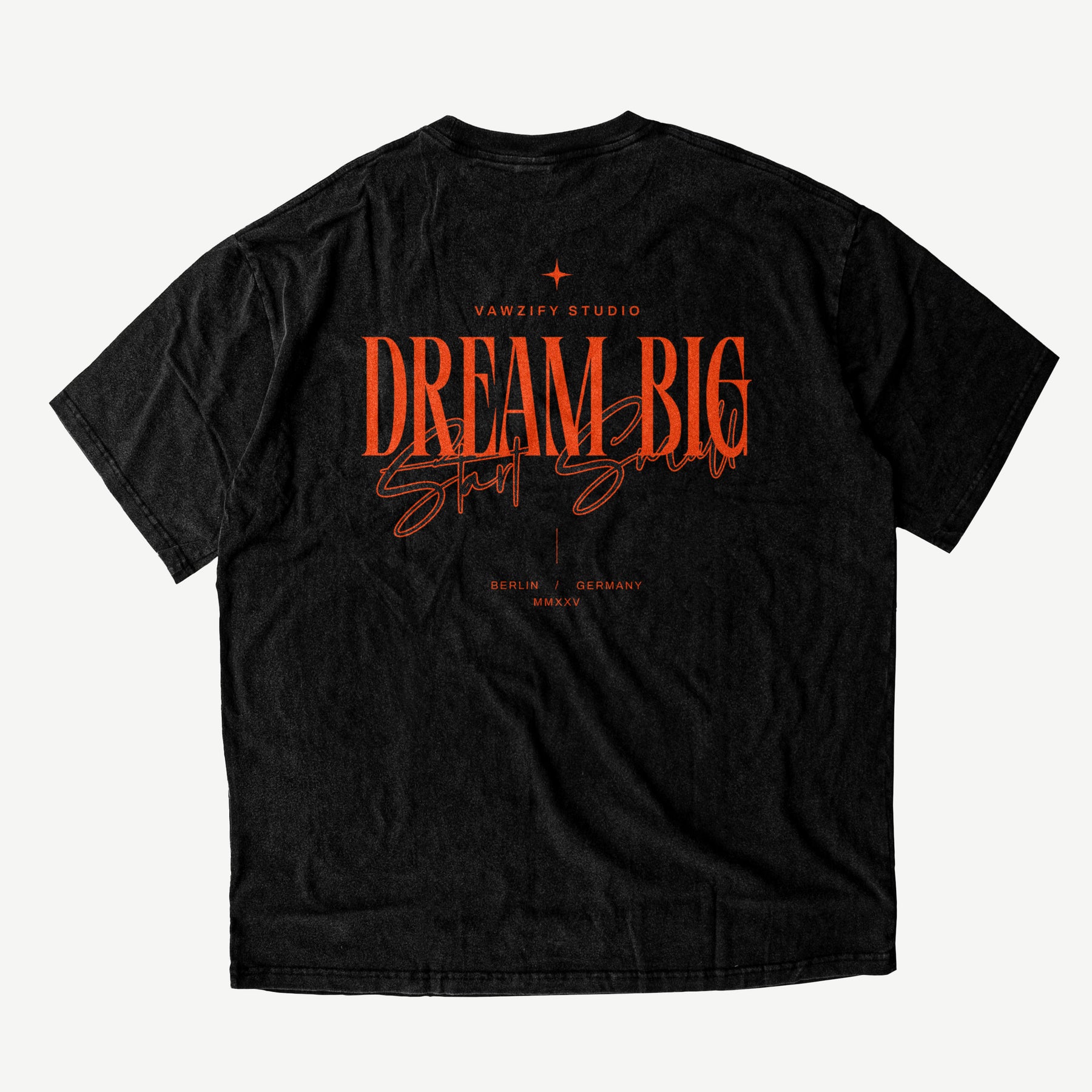 VAWZIFY 'Dream Big' Oversized Shirt in Vintage Schwarz – Statement-Rückenprint mit kraftvoller 'Dream Big' Botschaft.