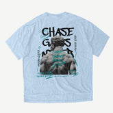 VAWZIFY 'Goal Chaser' Oversized Shirt in Vintage Babyblau – Motivierender Rückenprint für zielstrebige Träumer und Macher.